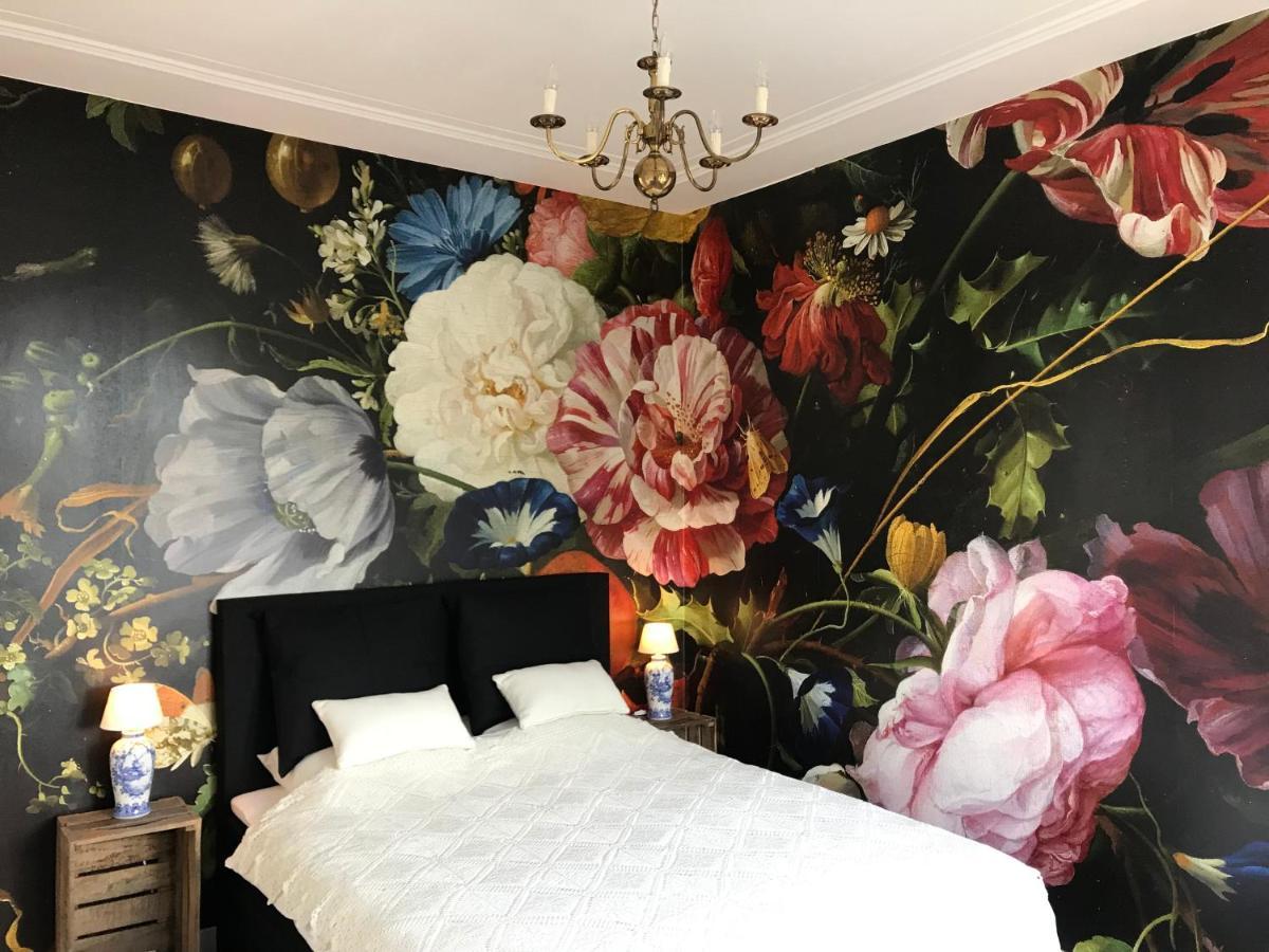 B&B Valkenbos กรุงเฮก ภายนอก รูปภาพ