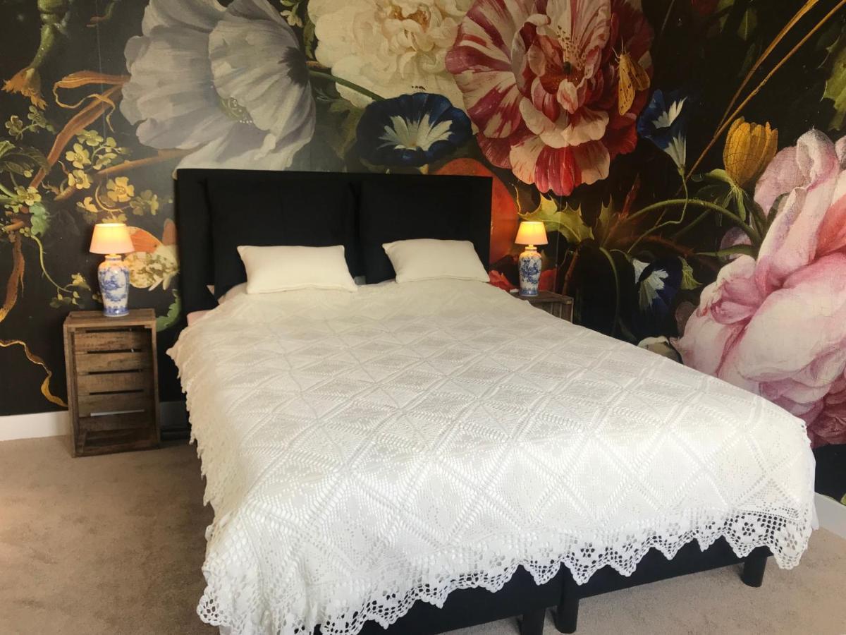 B&B Valkenbos กรุงเฮก ภายนอก รูปภาพ